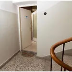 D *