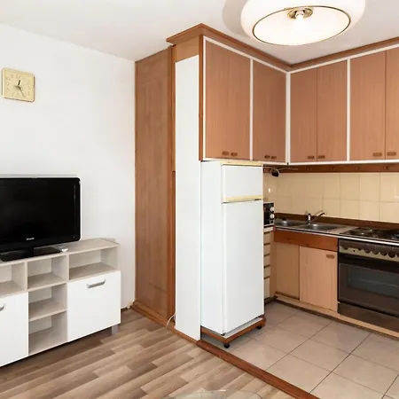 Διαμέρισμα D